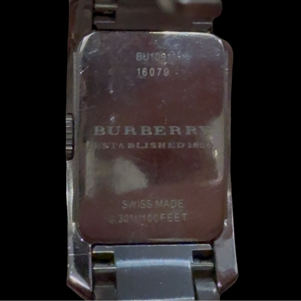 Burberry Silver Geometric Dial Watch - Picture 9 of 12